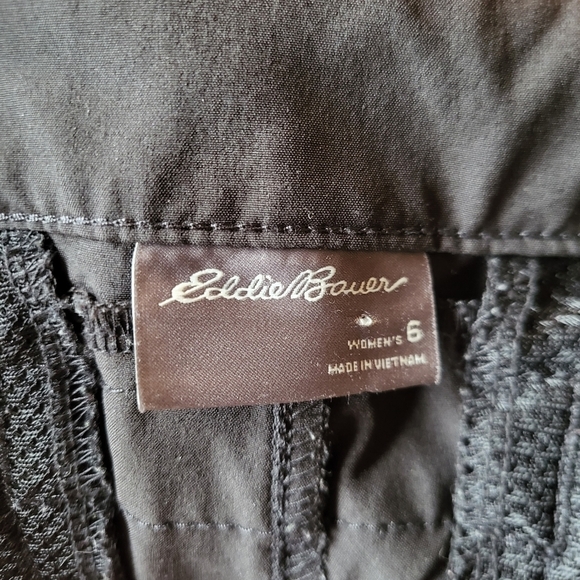 EUC Eddie Bauer Black Convertible Hiking Camping Short Capri Women 6 - Picture 8 of 13